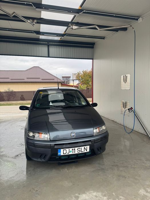 Fiat Punto Masina de naveta