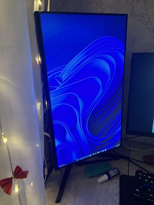 Продам монитор компьютерный