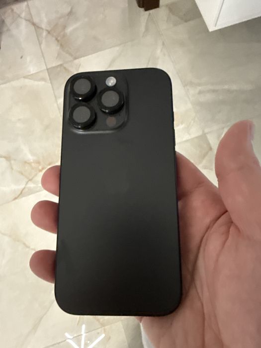 Iphone 16 pro black pentru piese !