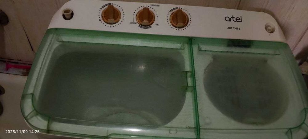 Полуавтомат кир машина сотилади