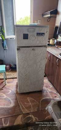 Продаётся холодильник Минск 15М