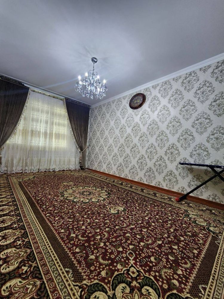 ПРОДАЕТСЯ  3/4/4 Ориентир Школа 200  Корейский здания