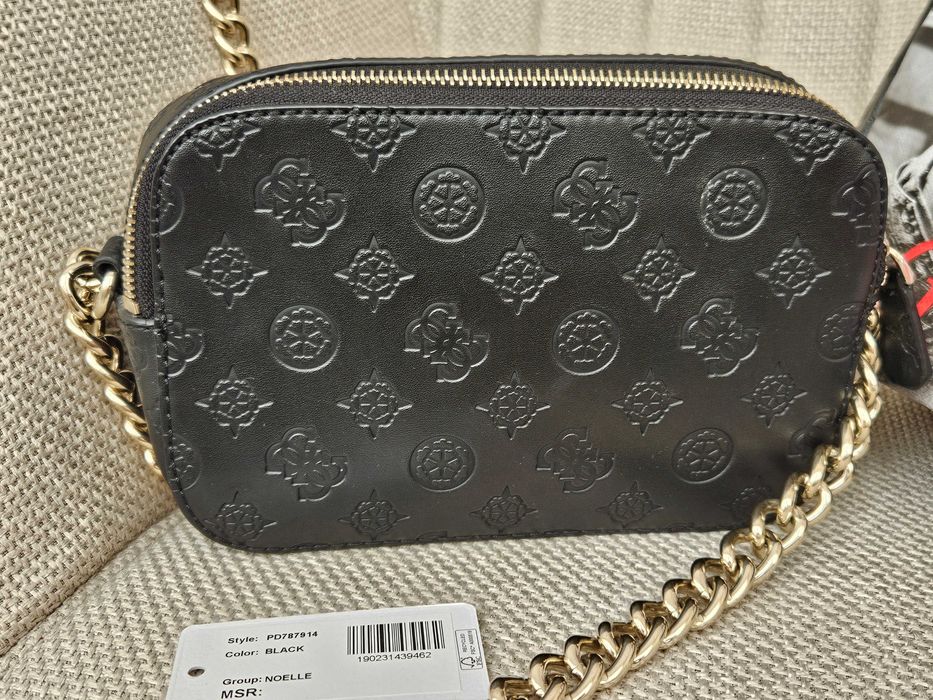 Дамска чанта GUESS