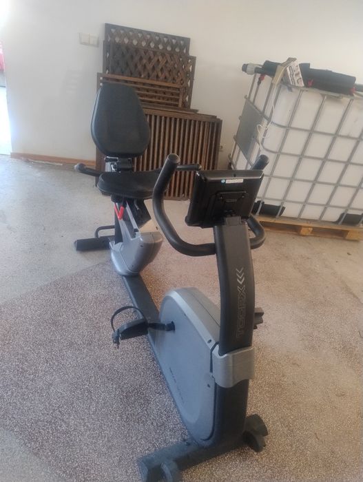 Bicicleta fitness foarte puțin folosita