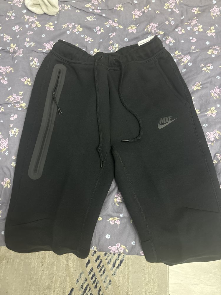Nike tech fleece брюки XS