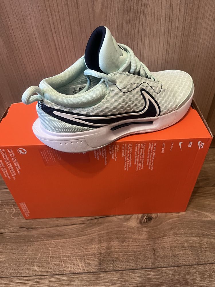 Adidasi dama nr. 36, NIKE