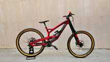 Yt Tues CF, карбон, 27.5 M, FOX Elite 40, 200 мм. ход, 1х7 Sram XO