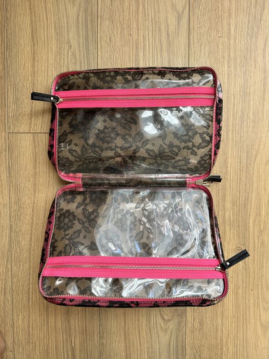 ОРИГИНАЛНО! Victoria’s Secret органайзър за пътуване чанта