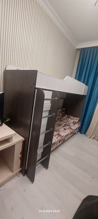 ДЕТСКАЯ КРОВАТЬ ДВУХЯРУСНАЯ с внутренним диванчиком раздвегающим и с л