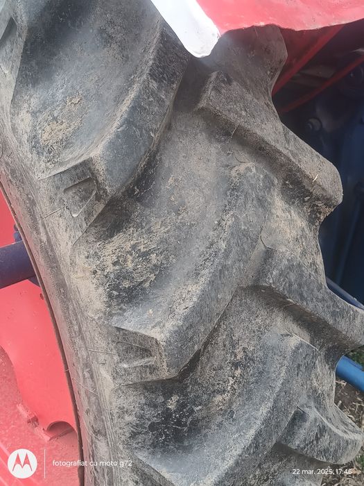 Tractor universal 650