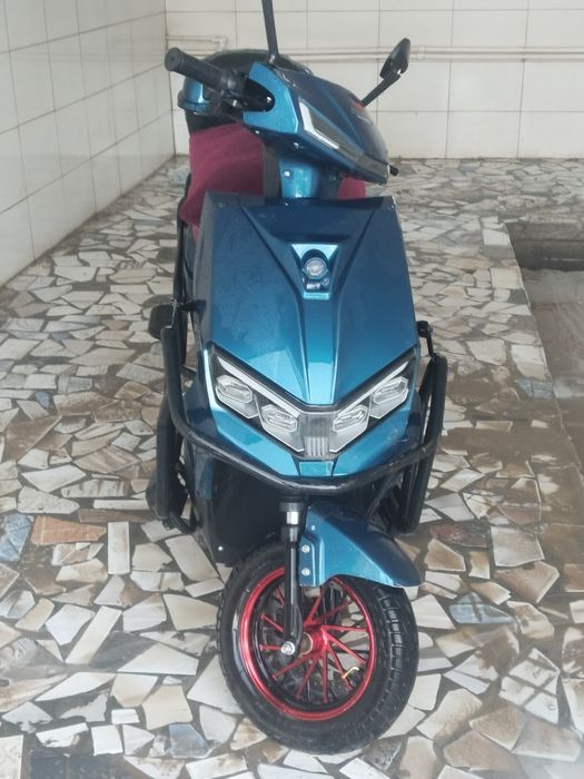 Скутер сотилади тоза