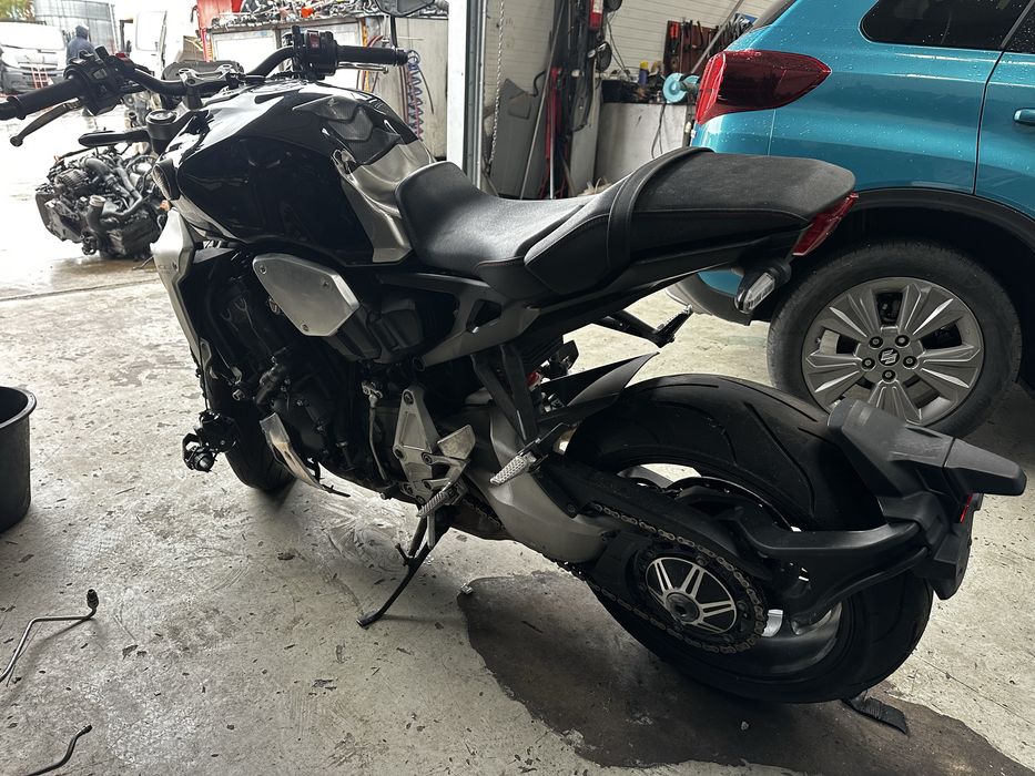 Honda cb1000ra 2018 Avariat 145 cp