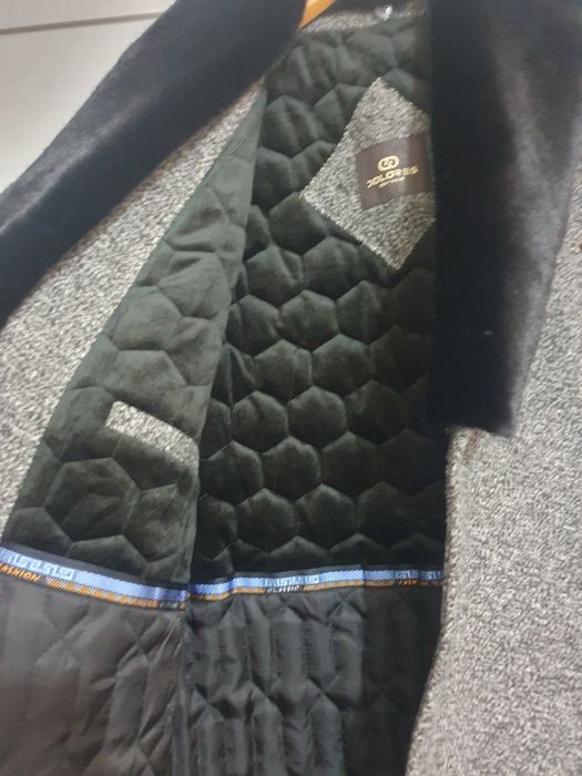 Пальто мужское 52р