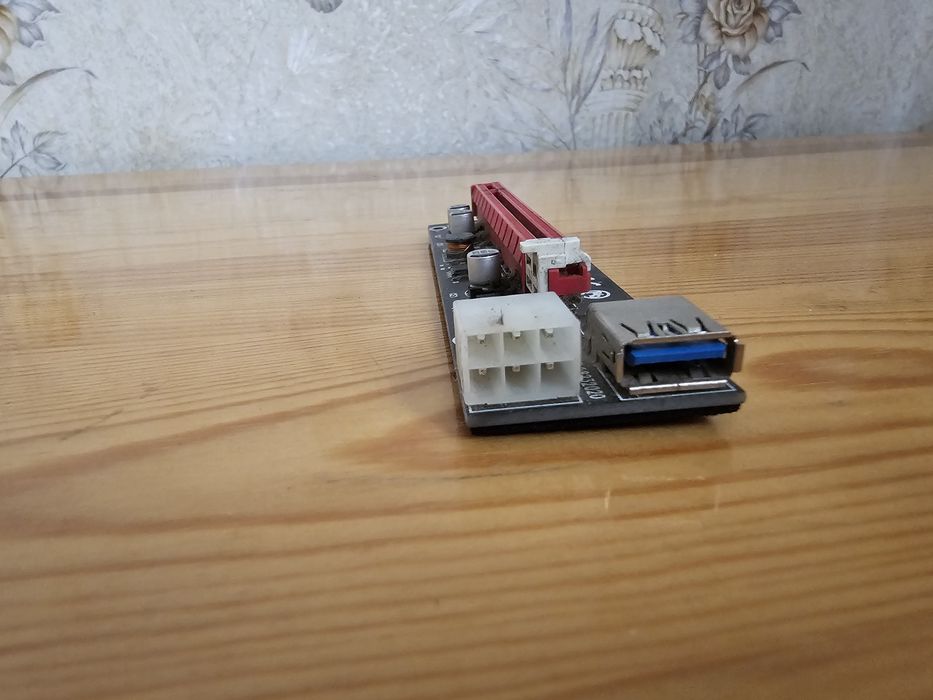 Ряйзър Riser Модел	00103S High Power PCIE