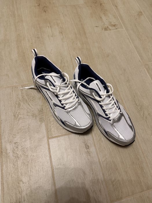 Удобни маратонки