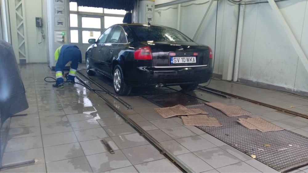 Vand audi a 6 c5 motor 1.9 in stare de funcionare acte valabile