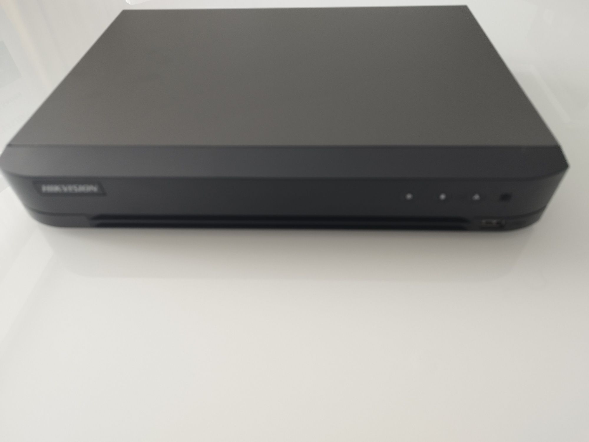 DVR ids-7216hqhi-m1/fa