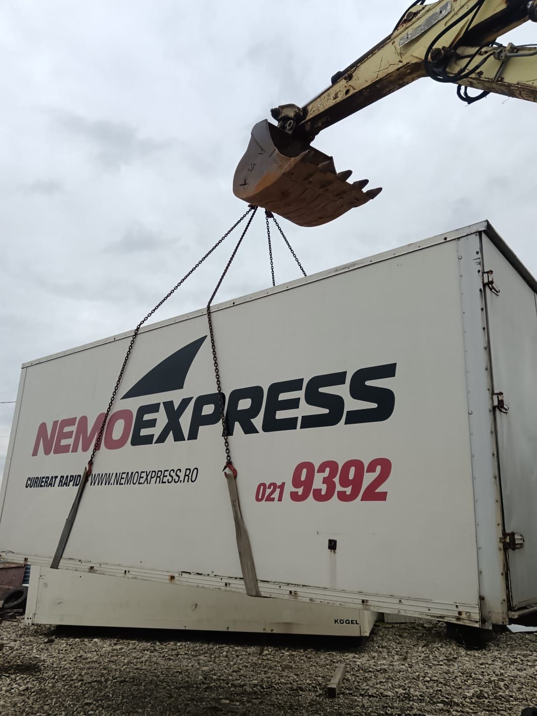 Duba depozitare,container,suprastructura camion, koffer 6,1m lungine