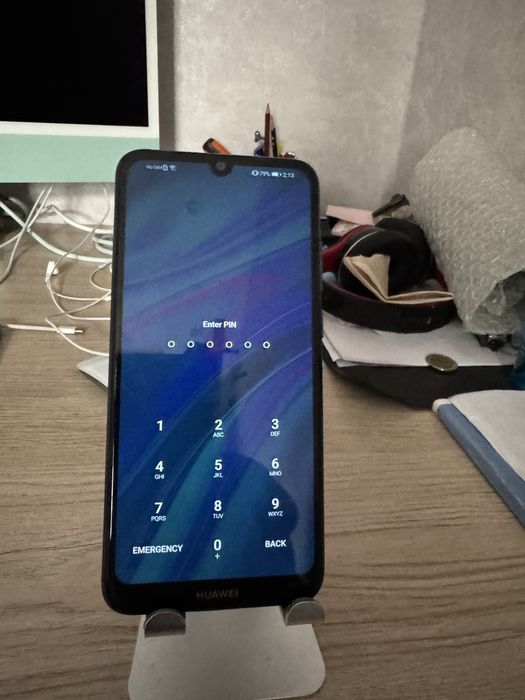 Huawei Y6 2/32 yaxshi holatda