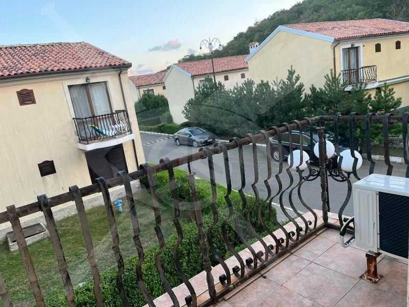Продава се Двустаен апартамент в к.к. Елените - 56 кв.м за 1018 €/кв.м - Снимка #6