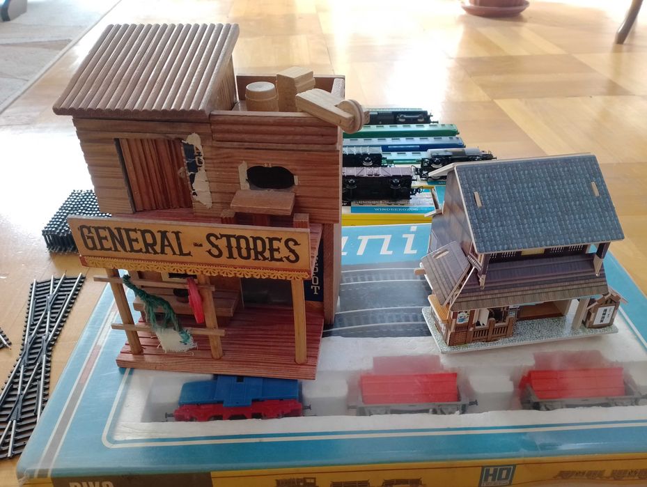 Влакчета piko и други