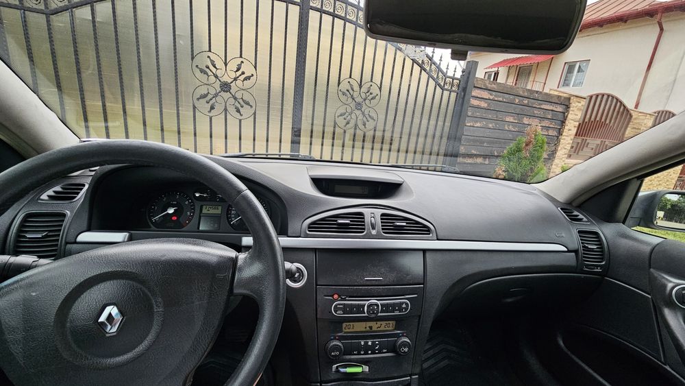 Vând Renault laguna 2