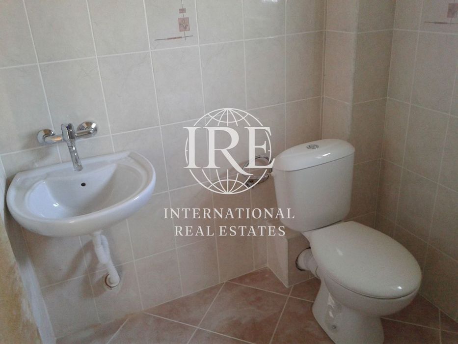 Къща в Добрич, област-с.Топола площ 115 цена 89000