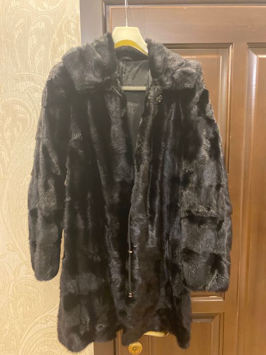 Продам норковую шубу