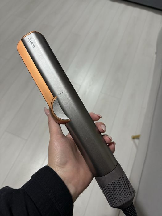 Утюжок Dyson Dyson