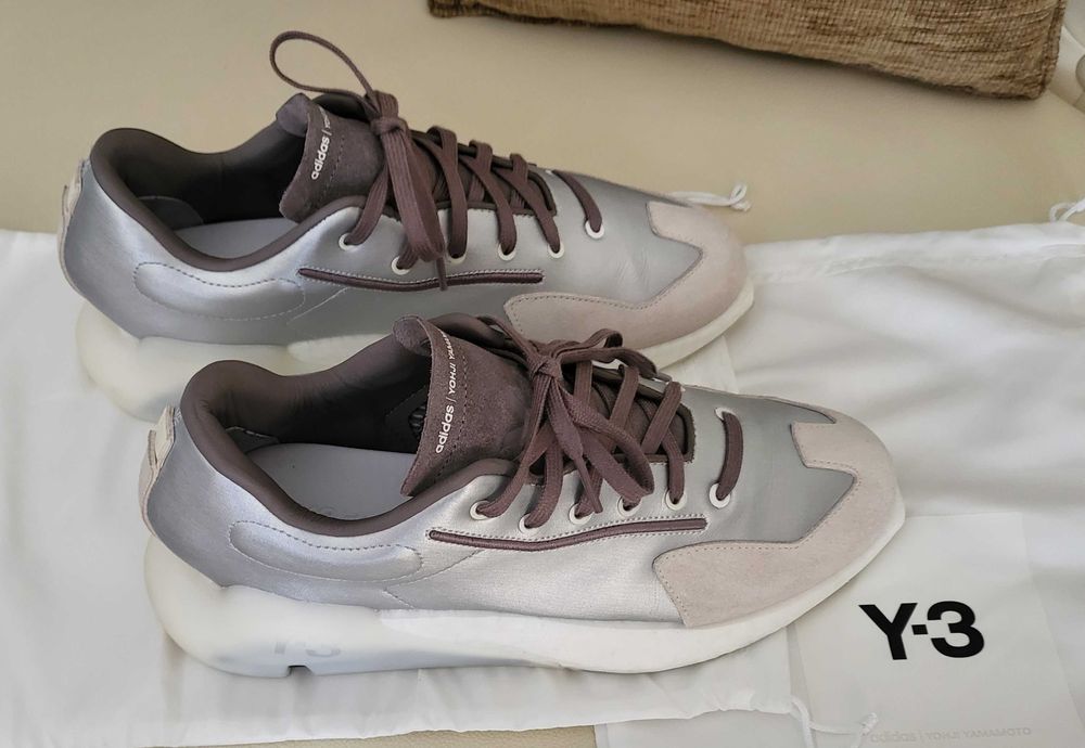Adidas YOHJI YAMAMOTO Y3 - Orisan, Marime 41 1/3, Argintii, Noi