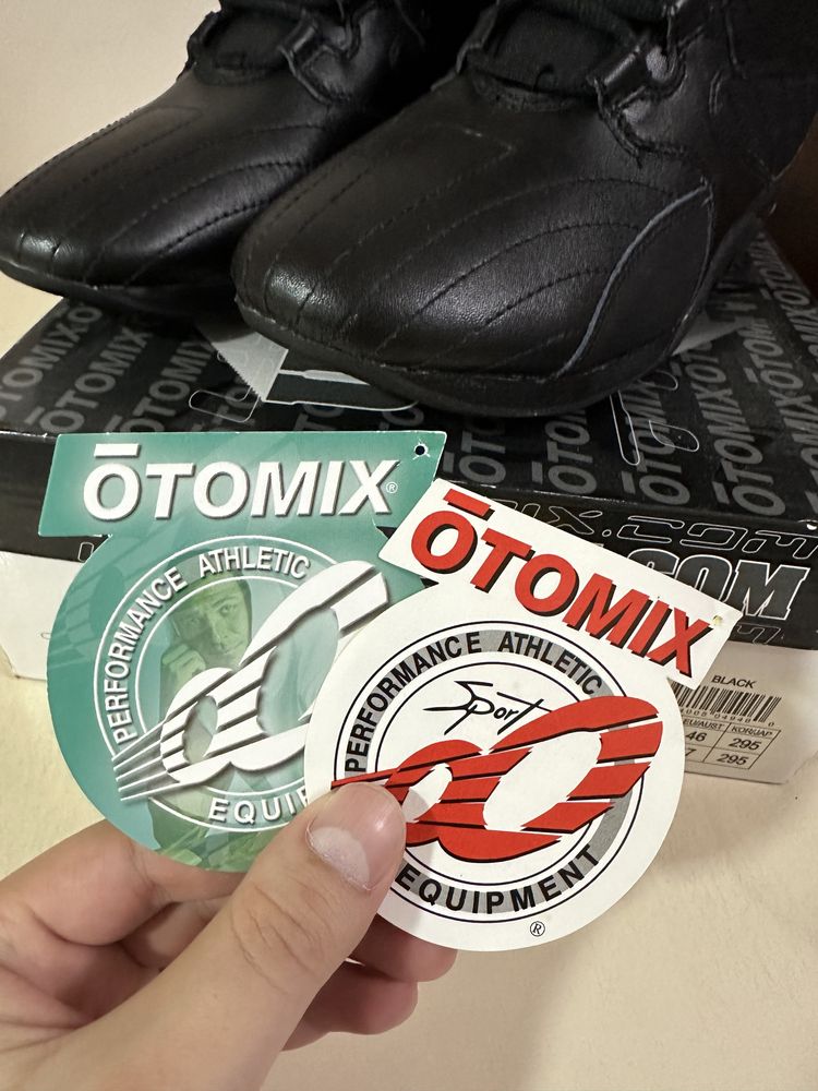Otomix Мужская обувь Carbonite Ultimate Trainer для бодибилдинга