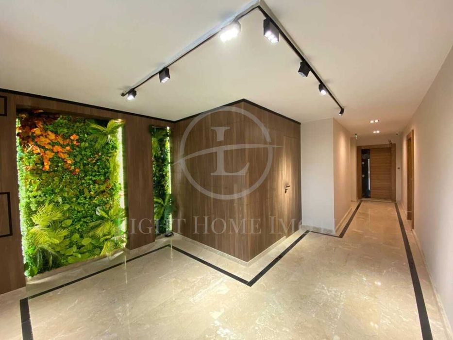 Продава се Четиристаен апартамент в Пловдив, Христо Смирненски - 183 кв.м за 1496 €/кв.м - Снимка #4