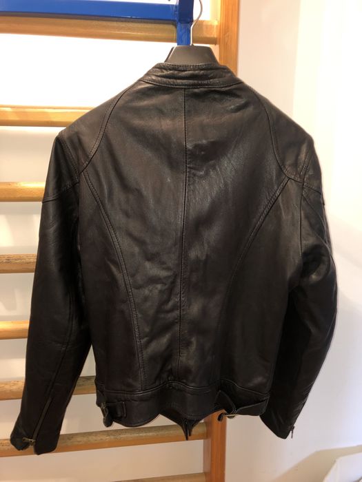 Vand geaca piele naturala,neagra,marimea S.