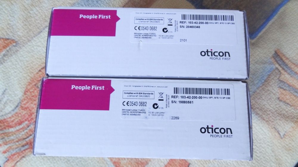 Aparate auditive Oticon Chilli SP7 2 buc si streamer Este ca nou