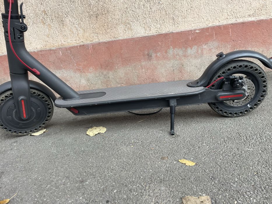 Trotineta electeica Xiaomi mi365 in stare forte buna fara jocuri