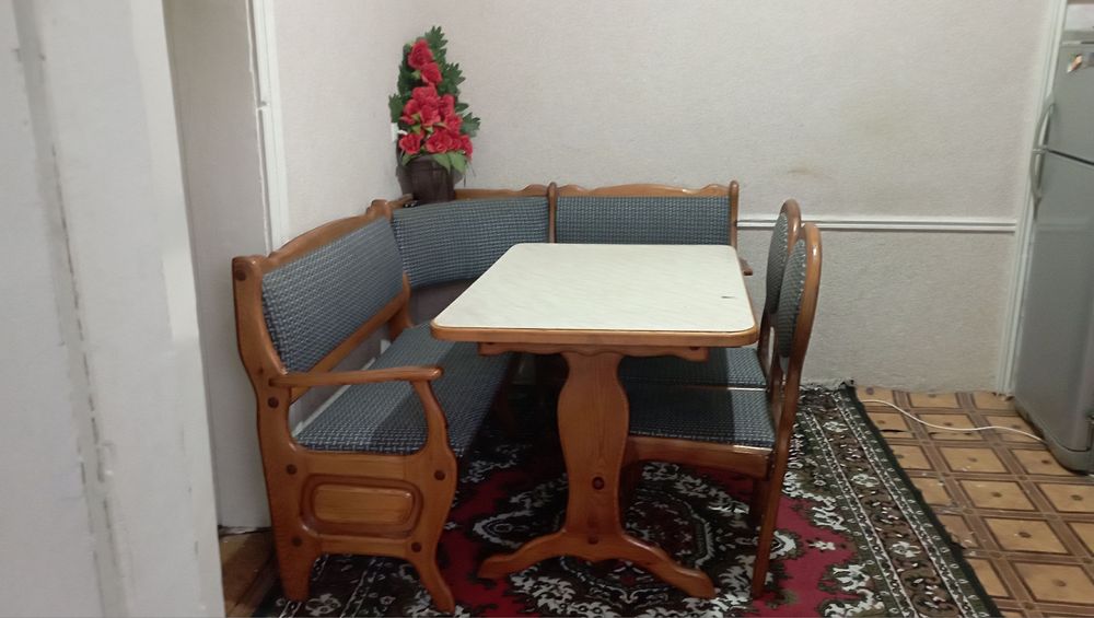 Mebellar sotiladi holati yaxshi, narxi kelishiladi