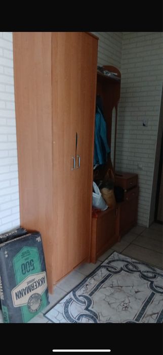 Продам гарнитур в отличном состоянии