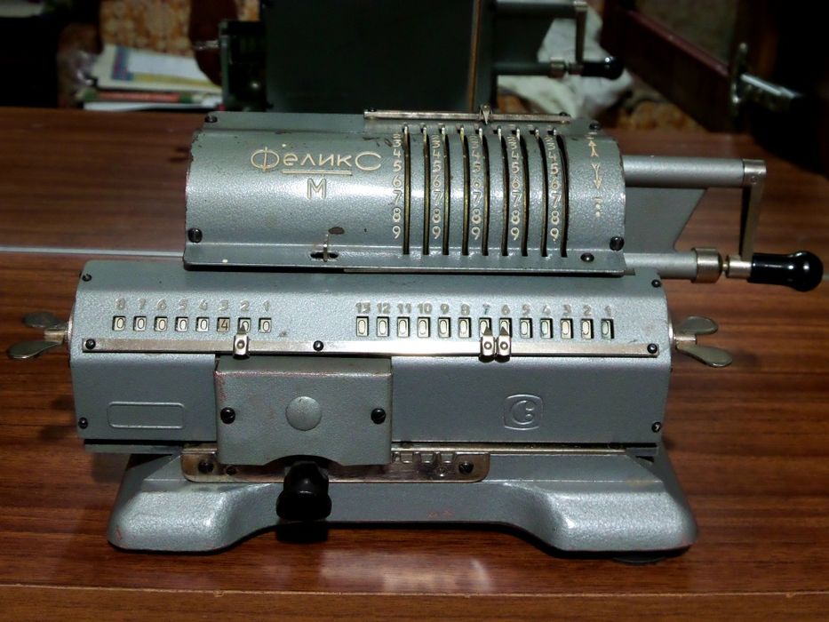 Арифмометр "ФеликС М". Винтажный калькулятор. ССОР. Доставка