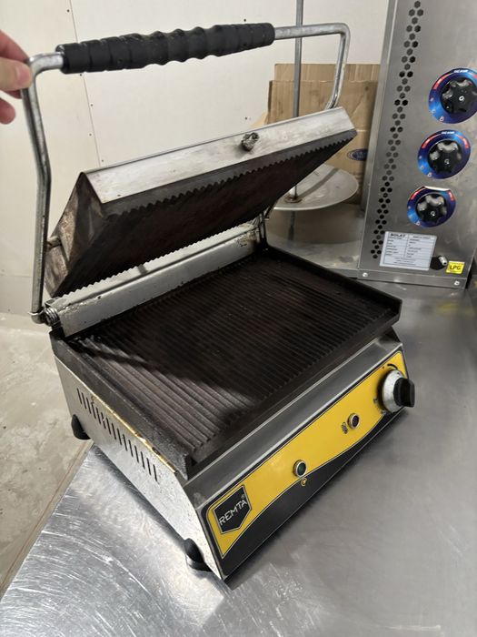 Б/У Тостер Remta