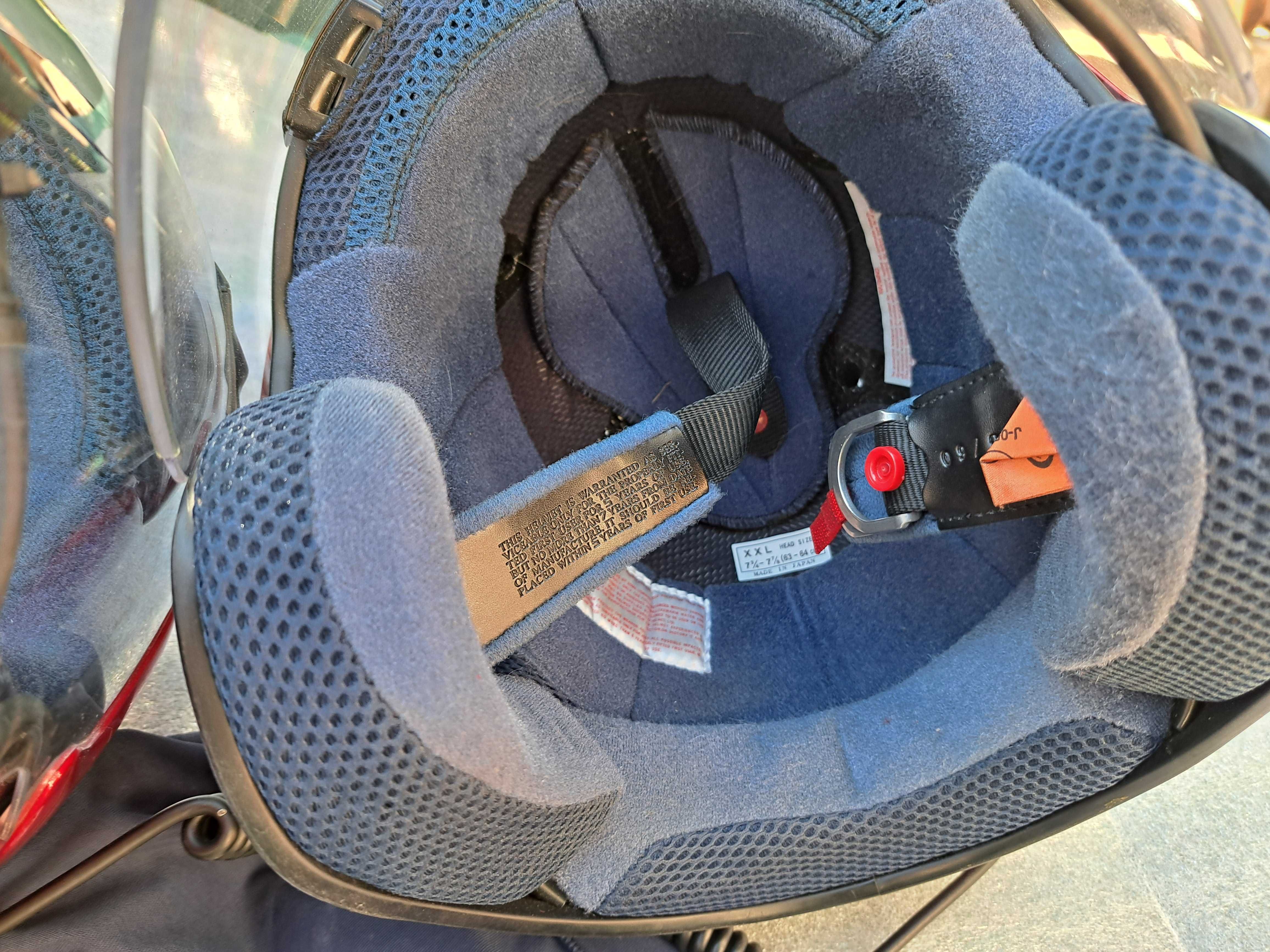 Каски Arai Helmet за Honda Gold Wing с интерком.