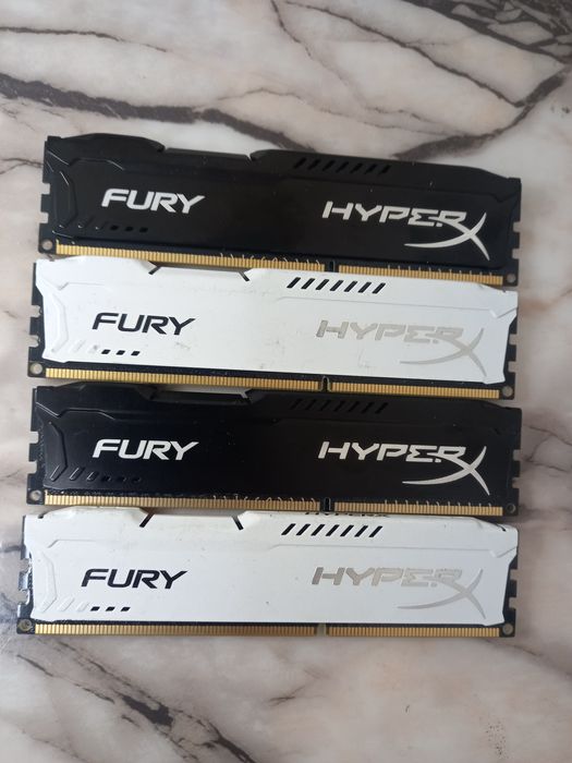 Памет 16GB (4x4GB) Kingston HyperX 1866 MHz DDR3