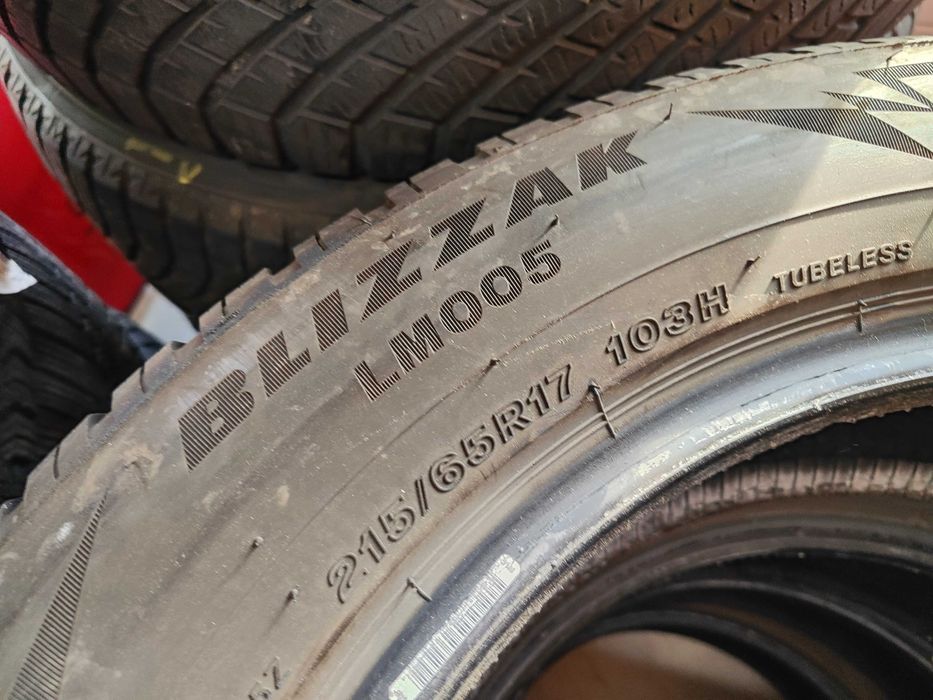 4бр. зимни гуми 215/65/17 Bridgestone