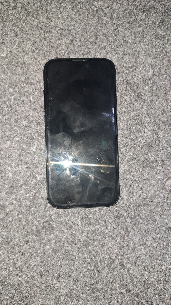 iPhone 15 sotiladi!