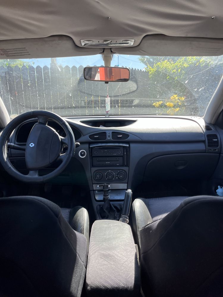 Renault Laguna 2