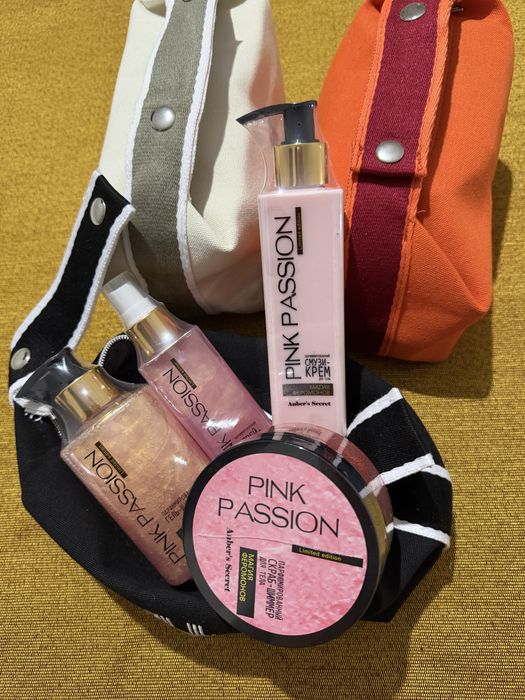Pink passion набор, ферамон. Гель для душа,скраб,крем,спрей