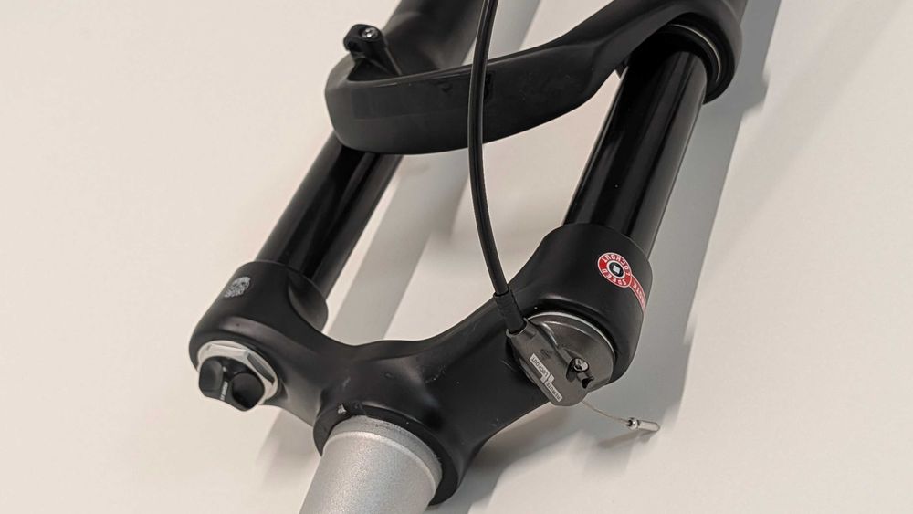 furca MTB 29 SR Suntour Raidon 32 RLR Boost Tapered cu remote