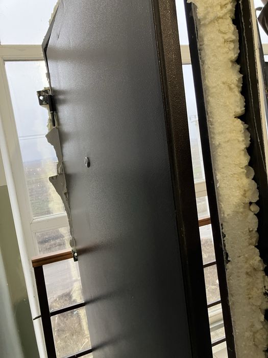 Продам входной дверь