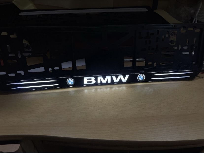 Подномерник с LED подсветкой на все марки машин Camry, Elantra, и т.д.
