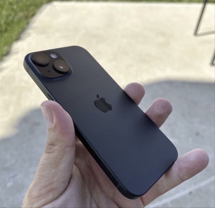 iPhone 15 128GB Black – stare foarte bună, full box – 2650 lei