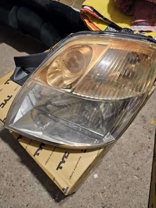 Фарове за Kia Picanto 2004